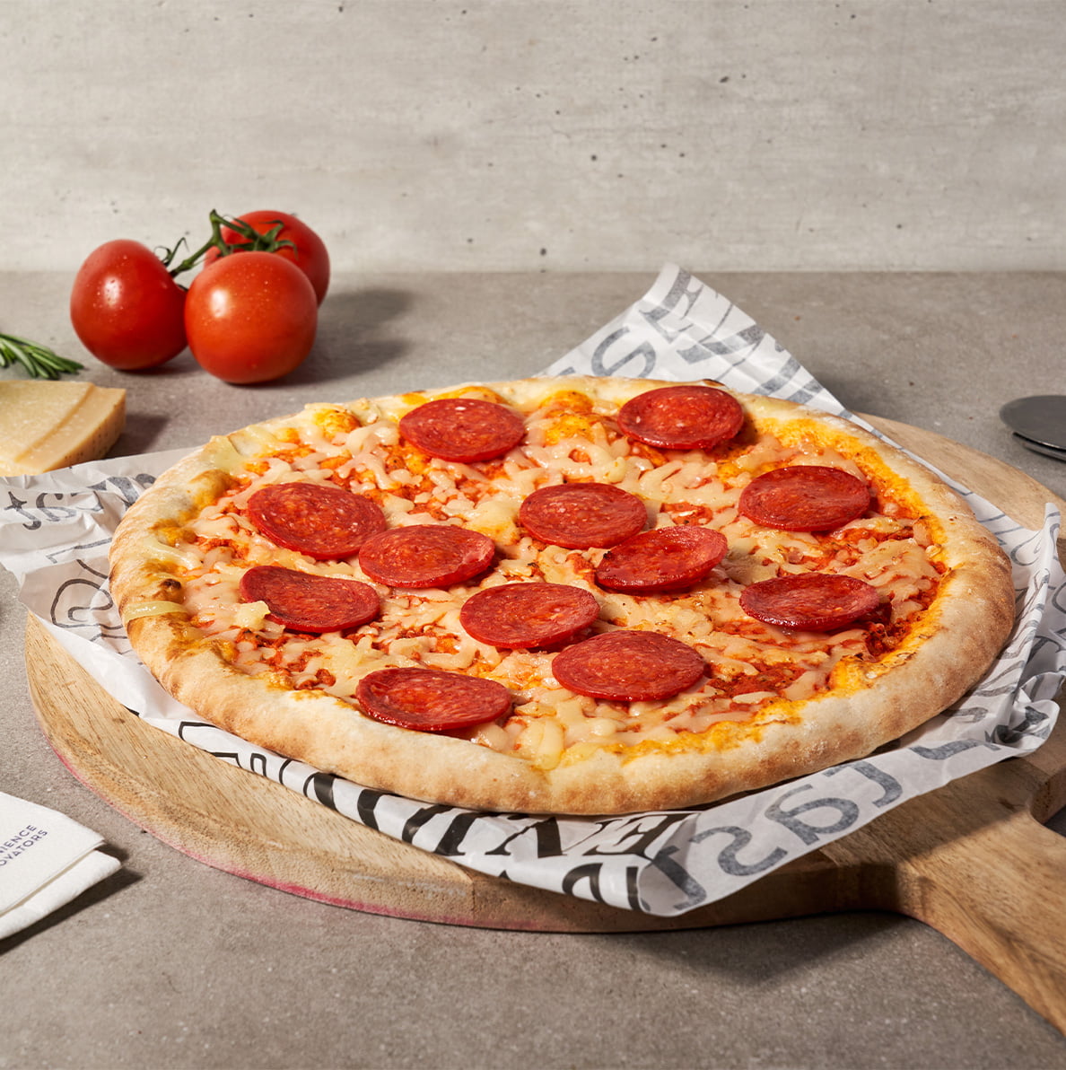 pizza salami - Tolini - Van Tol Convenience Food