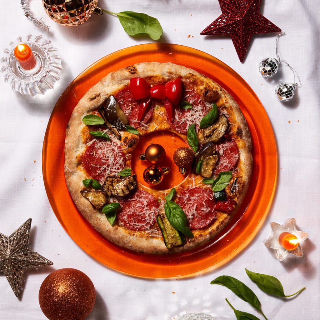 Kerstkrans pizza - Tolini - Christmas food - Van Tol Convenience Food